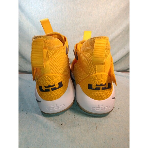 Nike LeBron Soldier 11 TB University Gold mens sneakers, Sz 10 - Picture 4 of 8